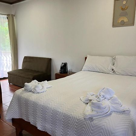 Hotel Y Restaurante El Paramo San Rafael  Экстерьер фото