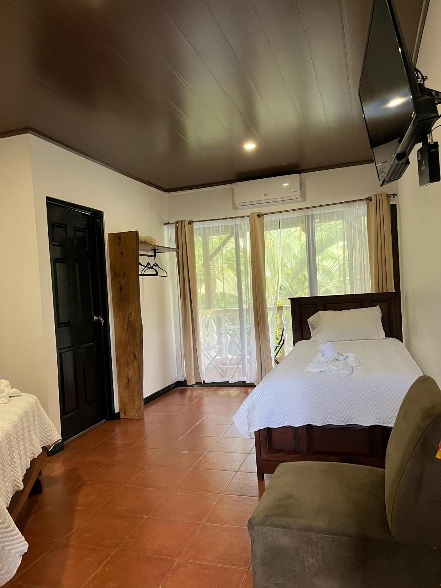 Hotel Y Restaurante El Paramo San Rafael  Экстерьер фото